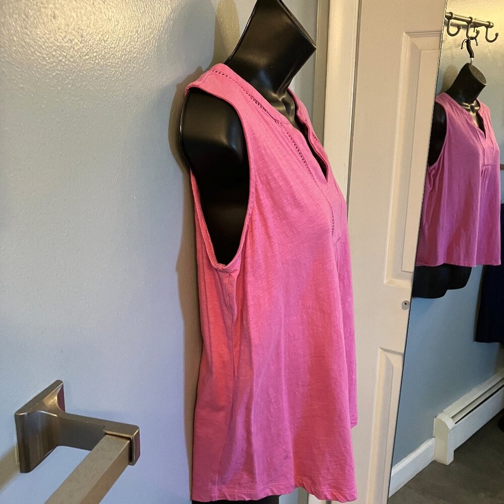 NWOT St Johns Bay Cotton Split V neck Tank Top Pink Size Large - Picture 4 of 5